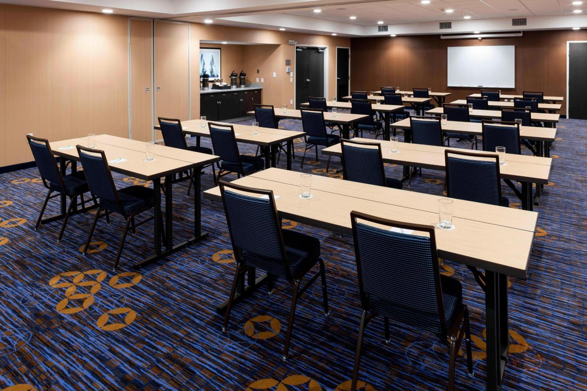 Courtyard By Marriott Houston North/Shenandoah Otel The Woodlands Dış mekan fotoğraf