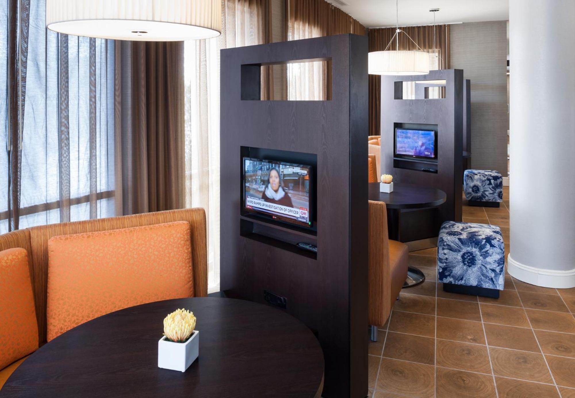 Courtyard By Marriott Houston North/Shenandoah Otel The Woodlands Dış mekan fotoğraf