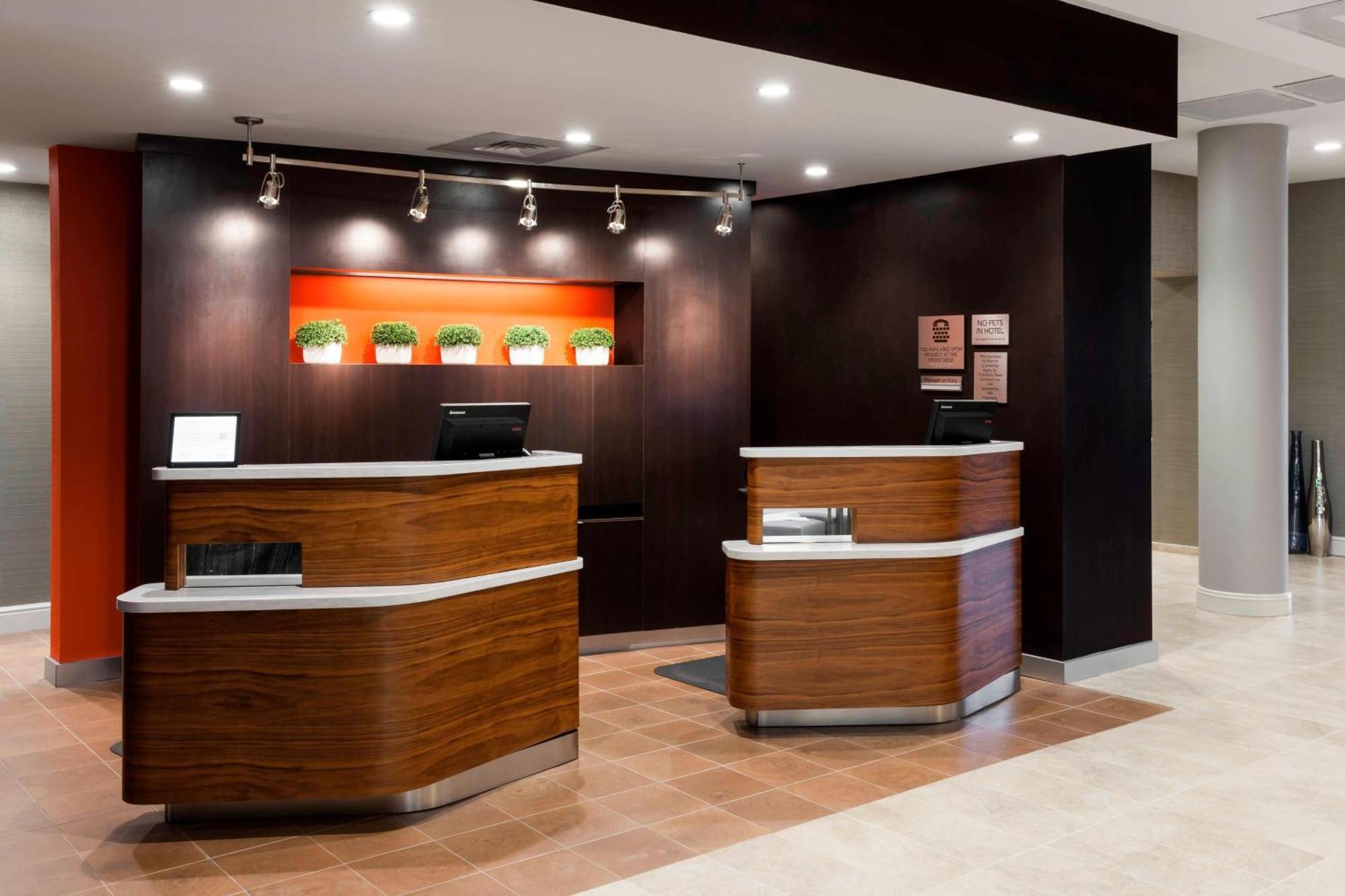 Courtyard By Marriott Houston North/Shenandoah Otel The Woodlands Dış mekan fotoğraf